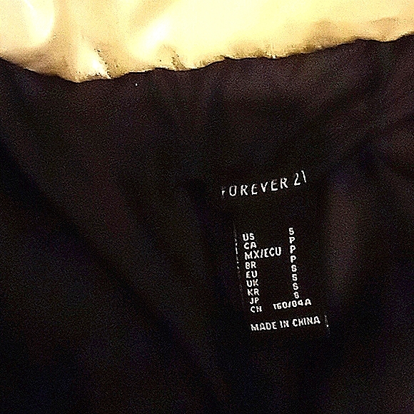 Puffer Coat - Picture 3 of 4